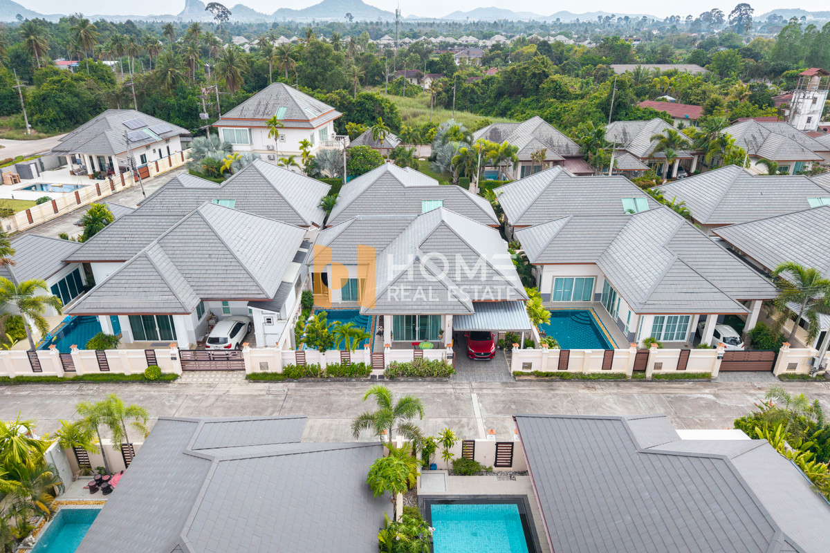 ขายบ้านพัทยา บางแสน ชลบุรี สัตหีบ : พูลวิลล่าพัทยา สวยเงียบสงบ ใกล้แหล่งท่องเที่ยว 🔥 ดุสิต พัทยา การ์เด้น 6 / 3 ห้องนอน (ขาย), Dusit Pattaya Garden 6 / 3 Bedrooms (FOR SALE) AM003