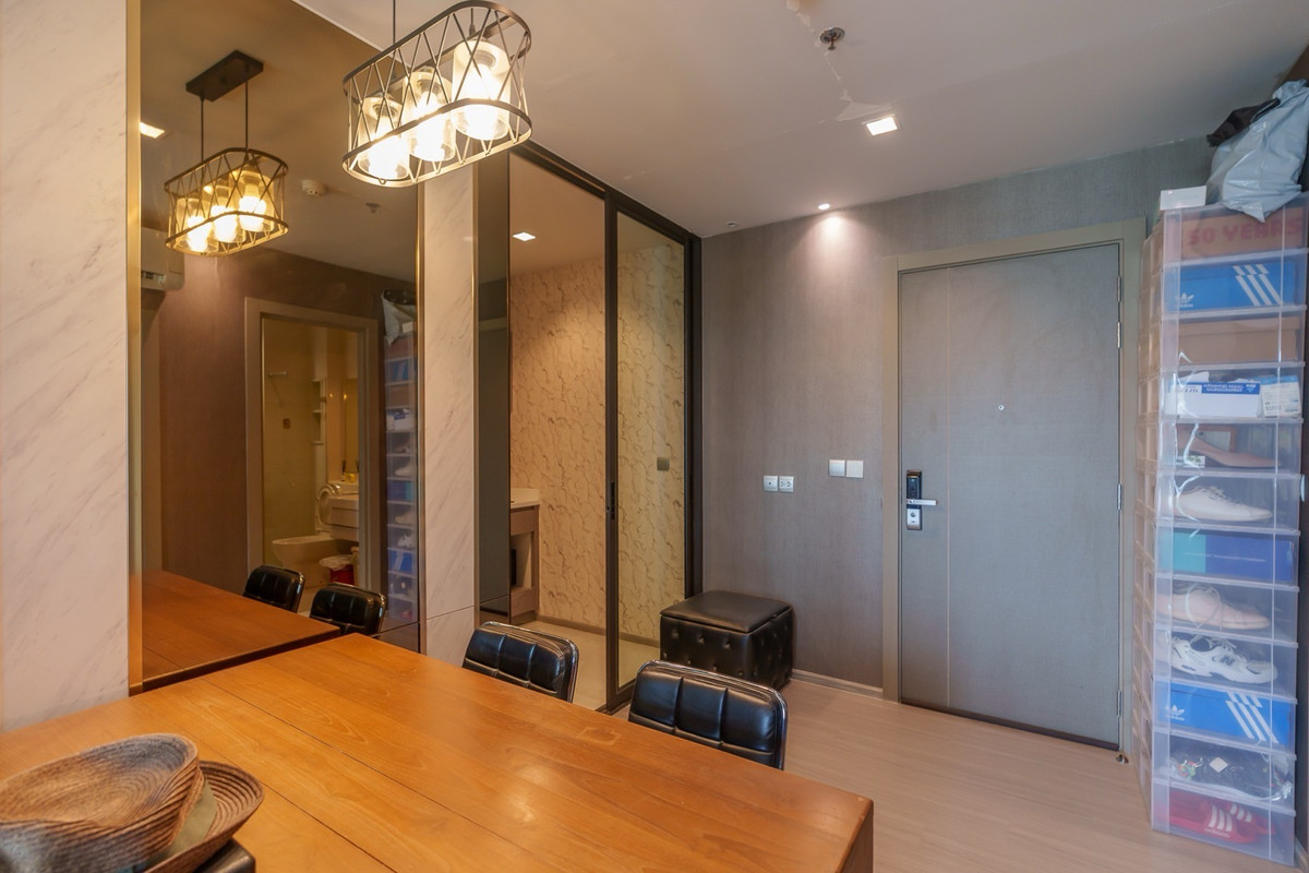 ให้เช่าคอนโดพระราม 9 เพชรบุรีตัดใหม่ RCA : 🔥ให้เช่าด่วน🔥ไลฟ์ อโศก - พระราม 9  วิวเมือง + Airport Rail Link  เฟอร์นิเจอร์ครบพร้อมเข้าอยู่ ติดรถไฟฟ้า เดินทางสะดวก