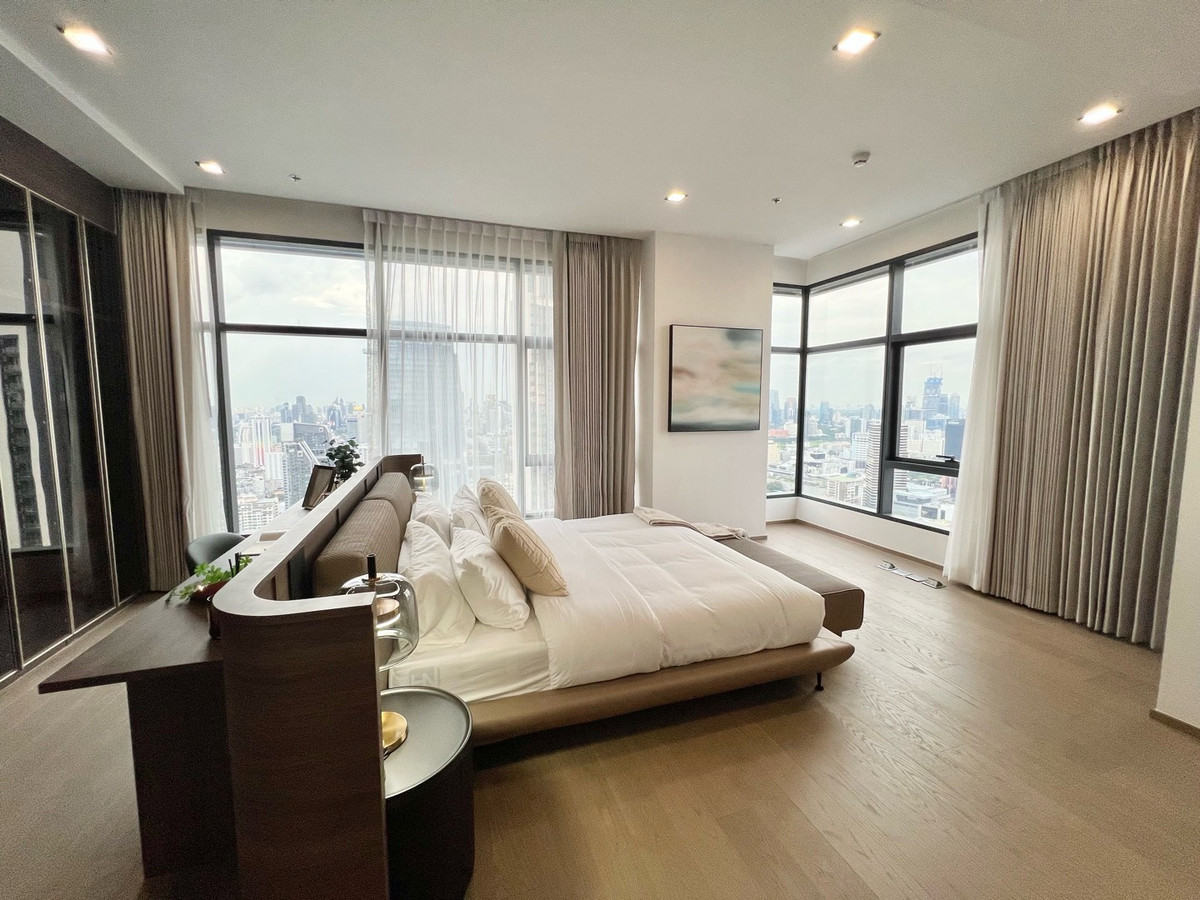 ขายคอนโดราชเทวี พญาไท : 🌇 Luxury Living Above the City — Rare 3-Bedroom Residence @ CONNER Ratchathewi 173 sqm 68 MB