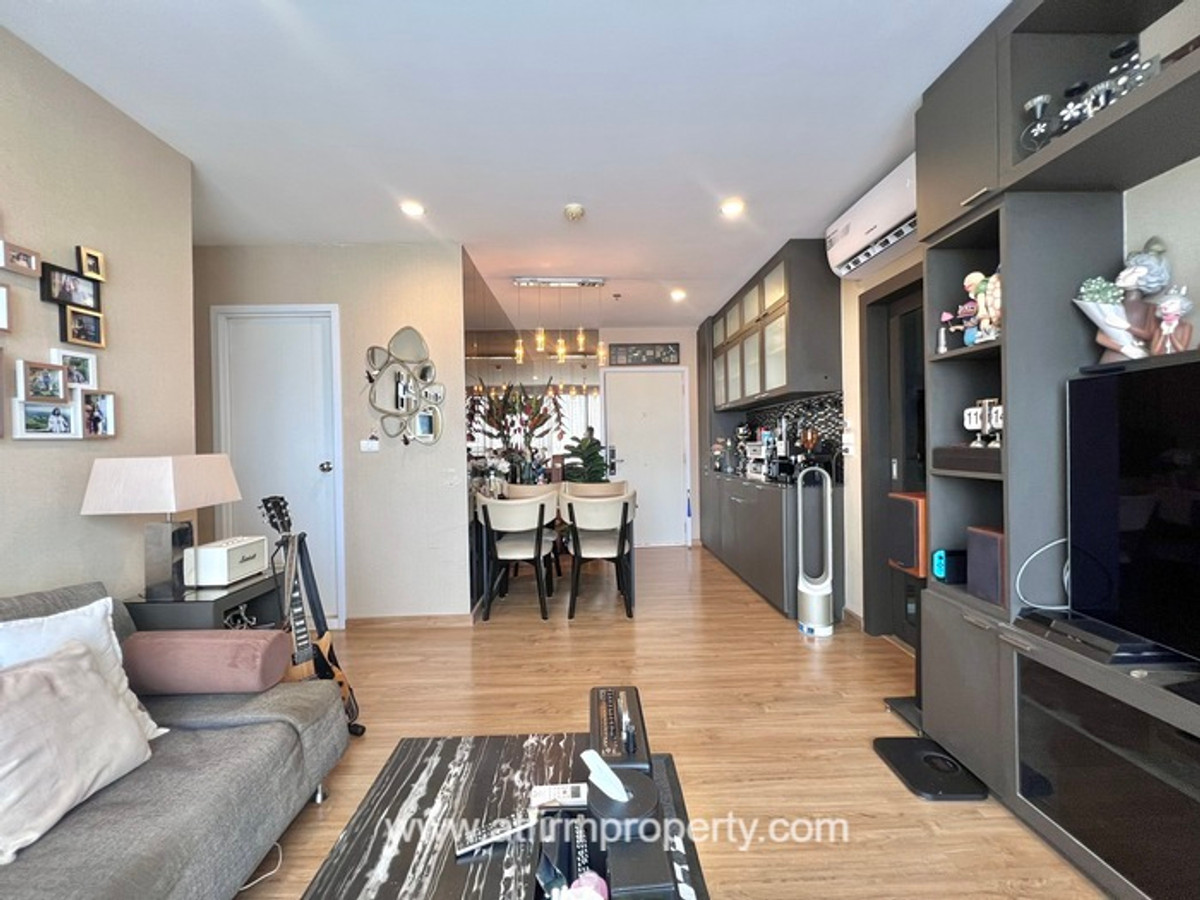 ขายคอนโดบางซื่อ วงศ์สว่าง เตาปูน : 📢📢For Sale The Tree Interchange (2 Bed 58 ตร.ม/5.1 ล้าน) ชั้น 20 ติดห้างเกตเวย์บางซื่อ ใกล้รถไฟฟ้า MRT/สนใจสอบถามได้นะคะ Line ID = atfirm2010💖💖