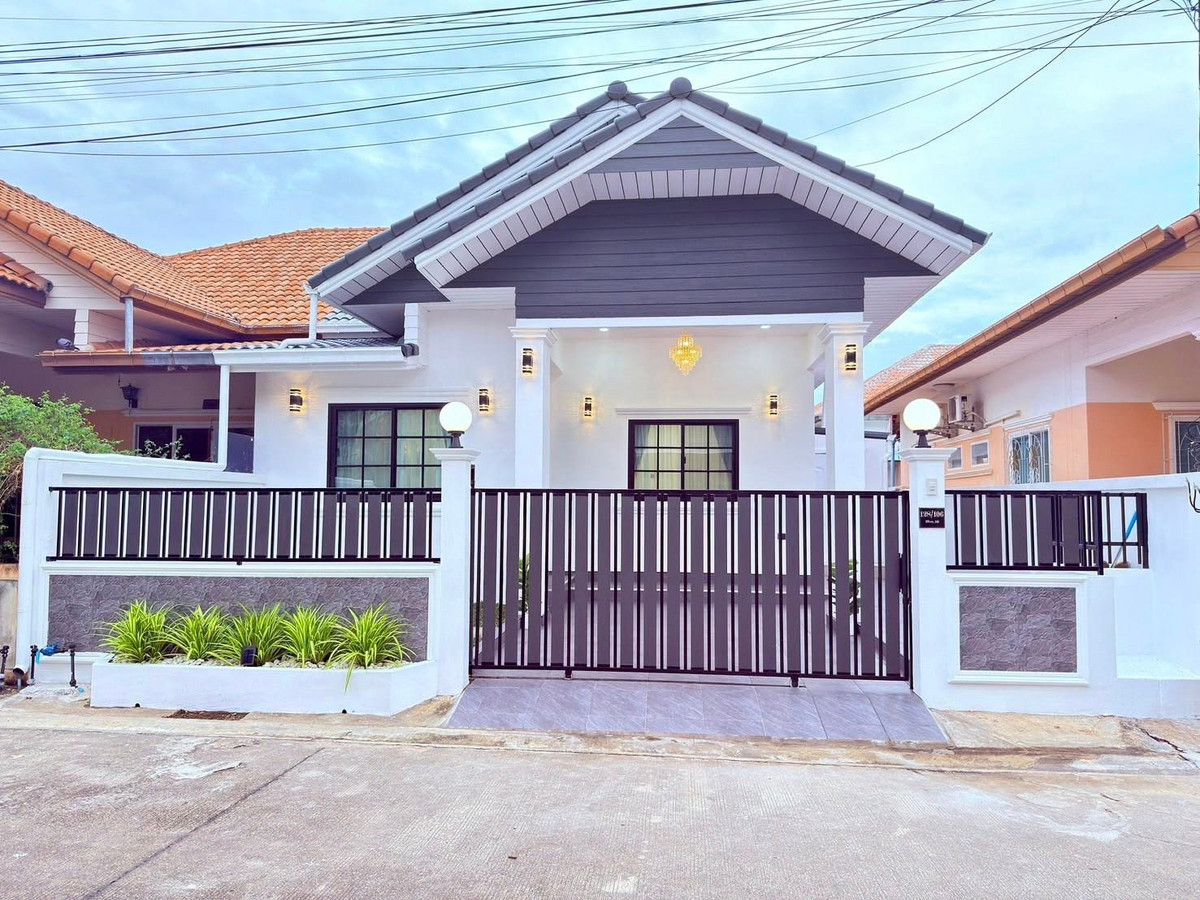 ขายบ้านพัทยา บางแสน ชลบุรี สัตหีบ : คลาสสิค โฮม 2 / 3 ห้องนอน (ขาย), Classic Home 2 / 3 Bedrooms (FOR SALE) BEWN014