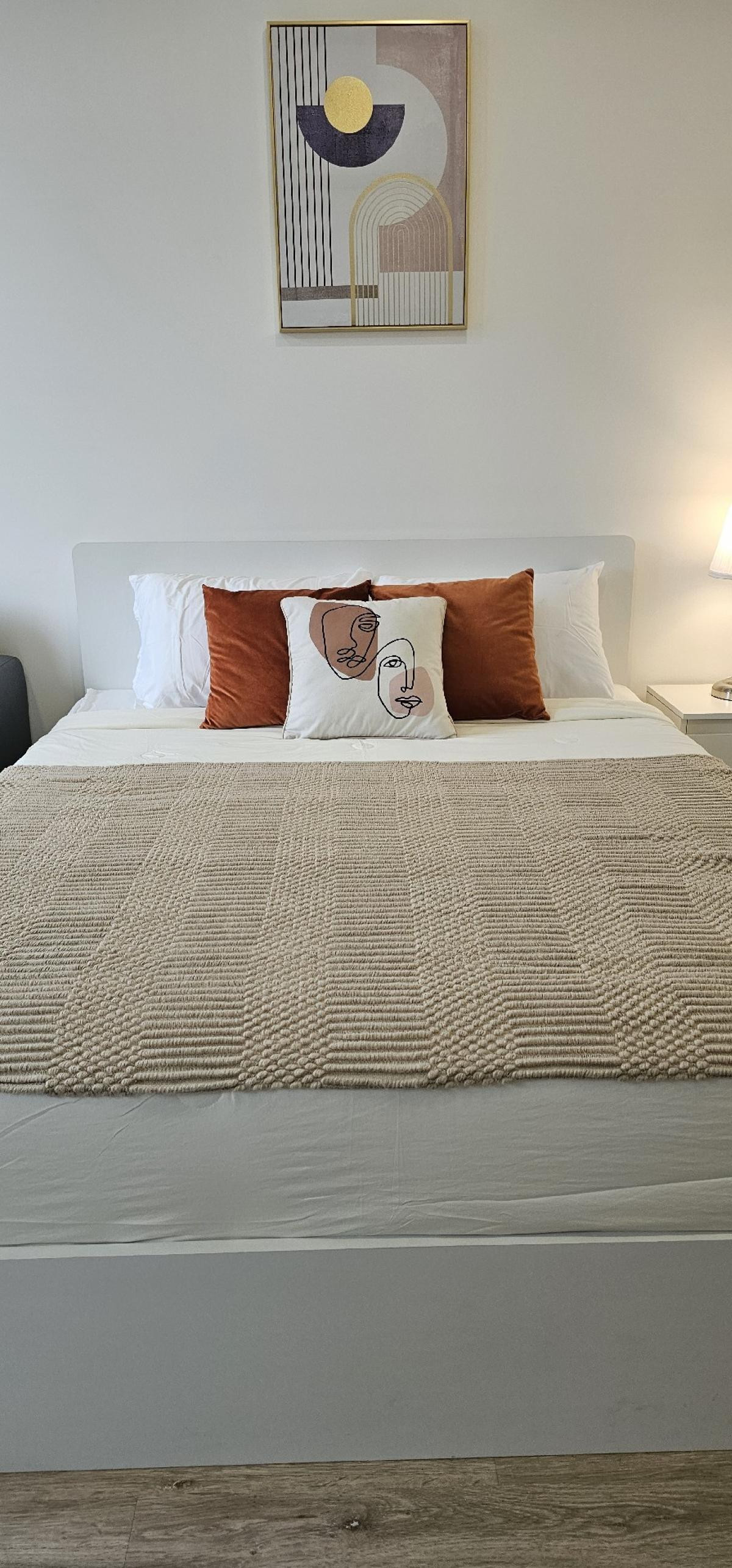 For RentCondoPattanakan, Srinakarin : Property code: [HR108] The Rich Rama 9-Srinakarin : The Rich Rama 9-Srinakarin, cheap room with furniture.