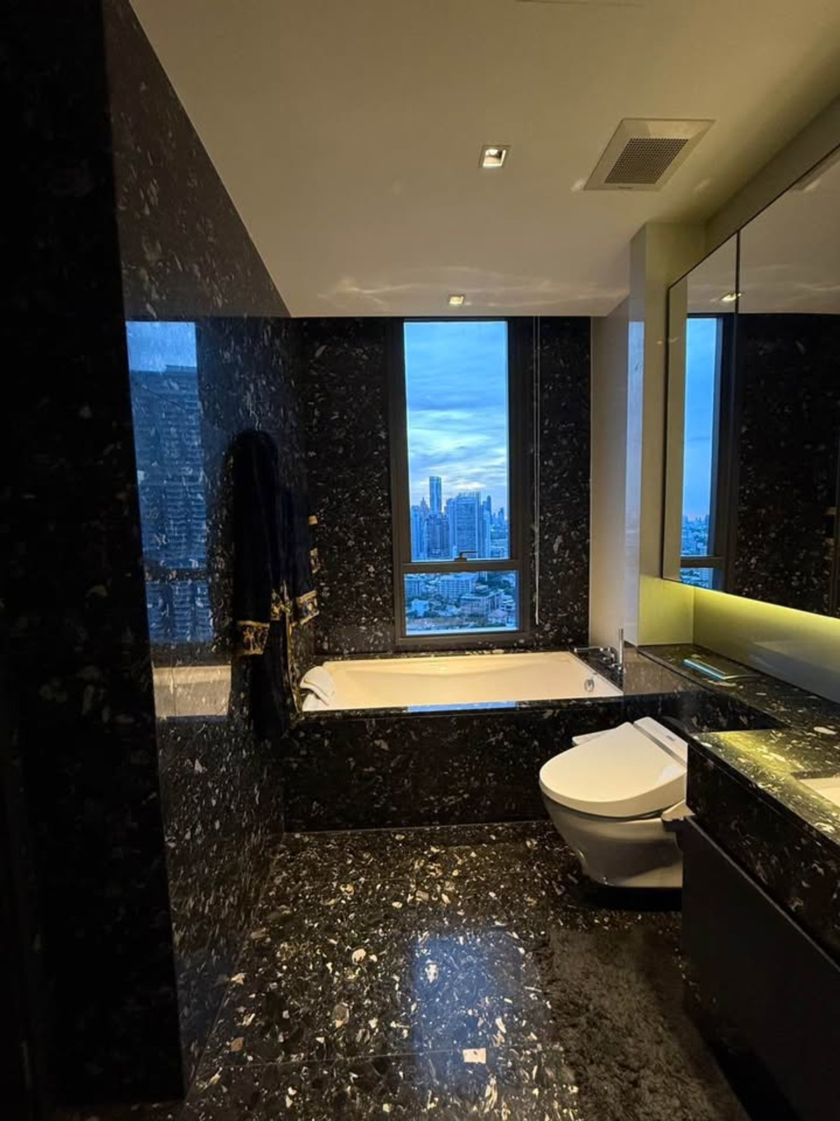 For RentCondoSukhumvit, Asoke, Thonglor : Beatniq Sukhumvit 32 for rent, 60,000 baht [JZsr251207]