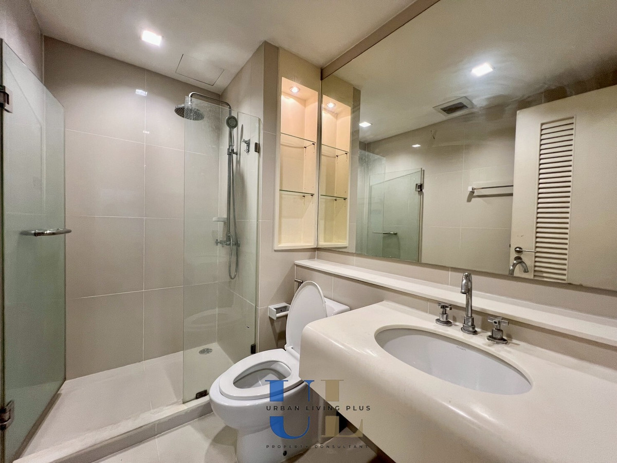 For RentCondoSathorn, Narathiwat : ( UL2311296 ) Tel/Line 096-2479369 , FOR RENT IVY SATHORN, 1 Bedroom 1 Bathroom 40 Sq.M. Ready to move in✨