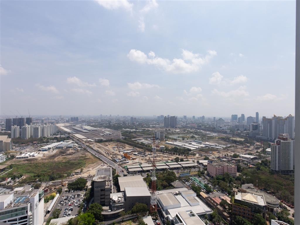 ขายคอนโดรัชดา ห้วยขวาง : 🔥ขายด่วน+🔥โนเบิล รีวอลฟ์ รัชดา 2 ใกล้สถานีรถไฟฟ้า MRT ศูนย์วัฒนธรรม เฟอร์นิเจอร์ครบ พร้อมเข้าอยู่