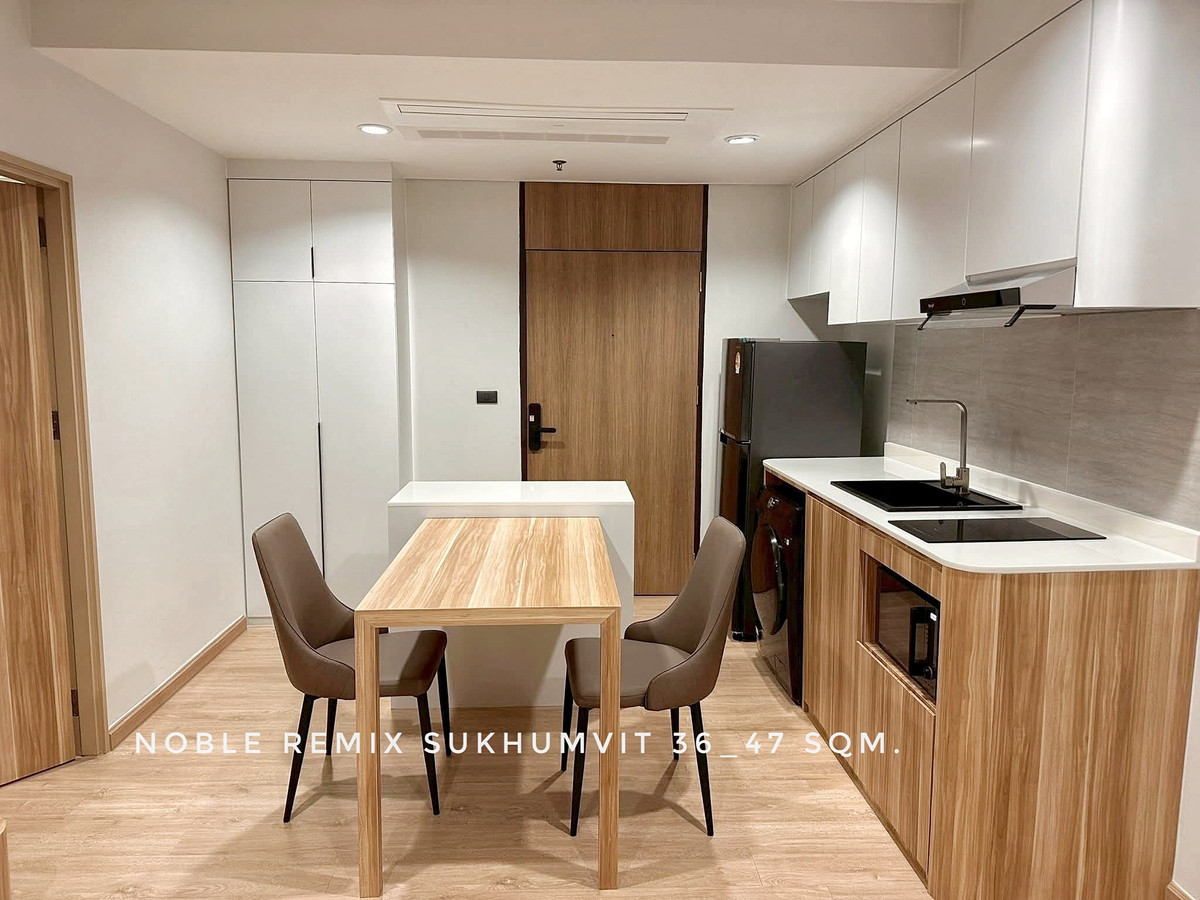 For RentCondoSukhumvit, Asoke, Thonglor : 🎉For RENT-Newly renovated new furnitures 47 sqm. at Noble Remix directly connect to BTS Thonglo