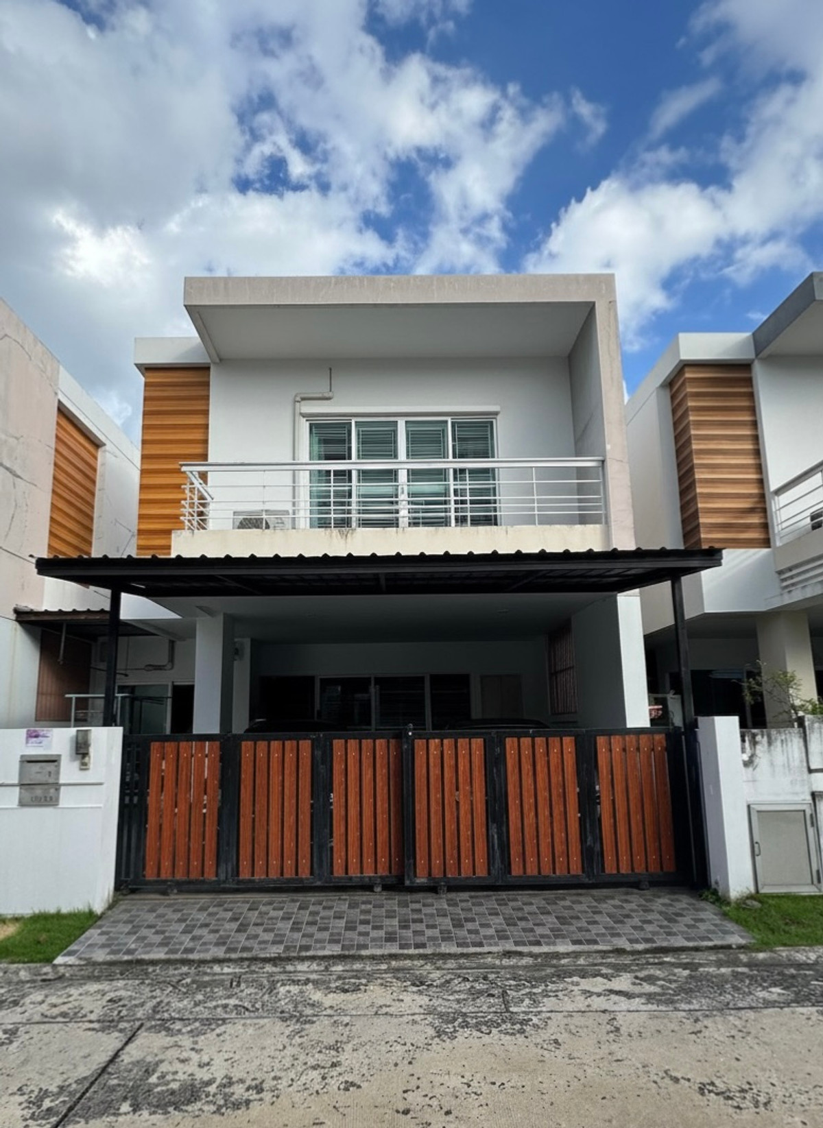 ขายบ้านพระราม 5 ราชพฤกษ์ บางกรวย : เดอะ คลัสเตอร์วิลล์ 4 ราชพฤกษ์ - สิรินธร / 3 ห้องนอน (ขาย),  The Cluster Ville Ratchaphruek - Sirinthorn / 3 Bedrooms (FOR ALE) FRUNC003