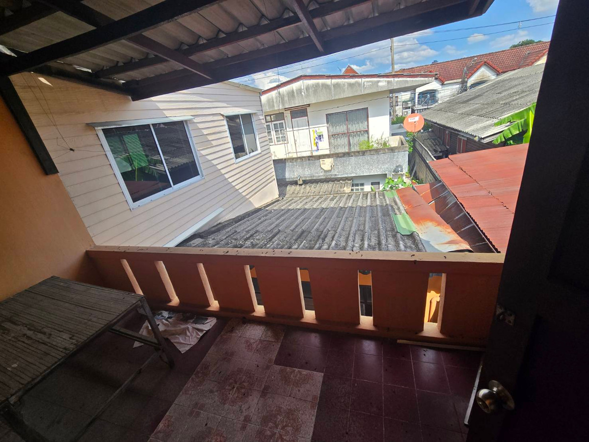 For SaleTownhomeRattanathibet, Sanambinna : 2-story townhouse for sale near Ratchaphruek-Nonthaburi 1 Road, Narongsukniwet Village, Soi Nonthaburi 6, Intersection 6/4.