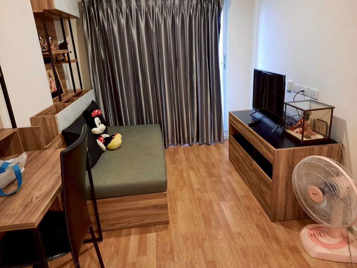 For RentCondoSamut Prakan,Samrong : Condo for rent Lumpini Ville #Sukhumvit 76 (Soi #Bearing) Phase 2, decorated and ready to move in. The price is very impressive.