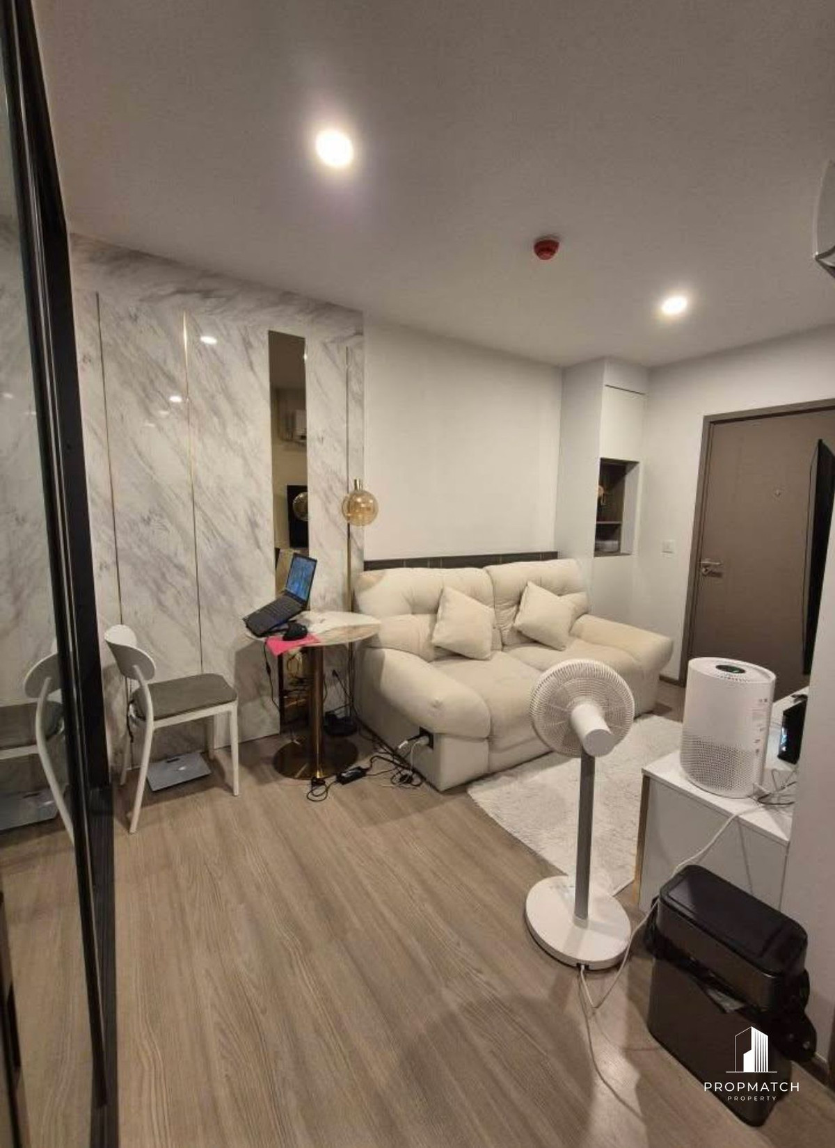 ขายคอนโดเกษตรศาสตร์ รัชโยธิน : ✨Flash Deal ✨Aspire Ratchayothin ( 1Bed 1Bath 29SQM.) พร้อมอยู่ ! เพียง Aspire Ratchayothin บาท Tel.0981315848 @propmatch