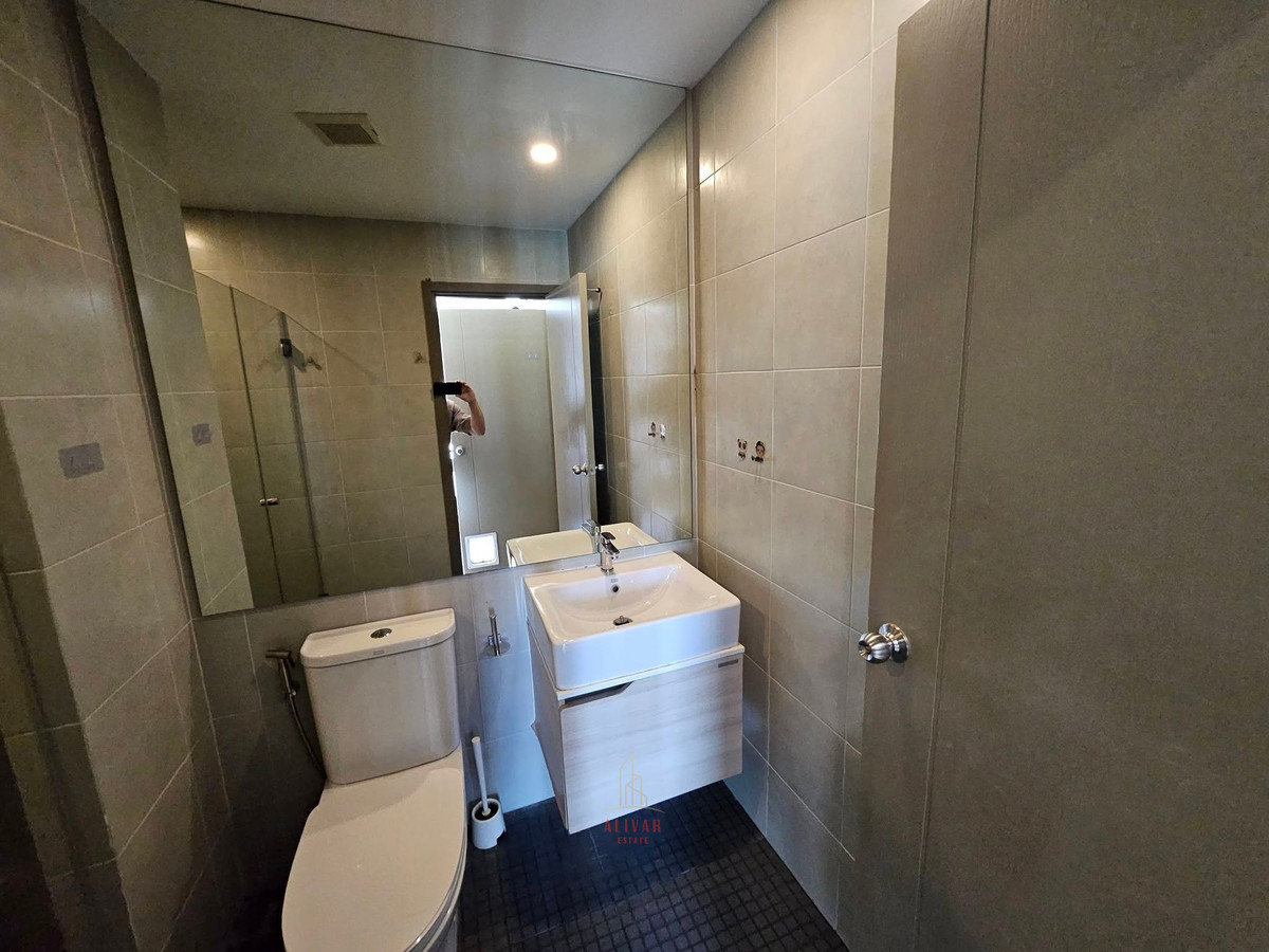 CondoBangna, Bearing, Lasalle : RC120625 Condo for rent/sale at IDEO O2 near BTS Bangna and Bangkok Mall.