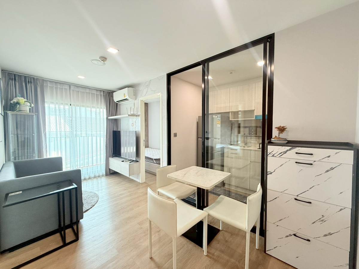 คอนโดรัชดา ห้วยขวาง : ✨ คอนโด Low Rise ทำเลในซอย แต่เดินทางง่ายสุดๆ! 1 Bed Plus ห้องกว้าง พร้อมอยู่ ราคาโดนใจ 💛