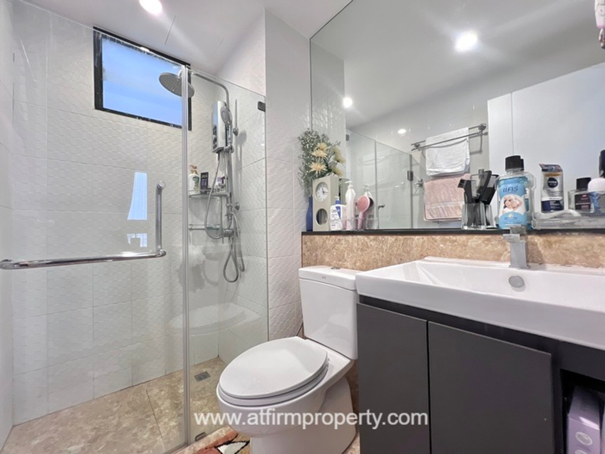 ขายคอนโดบางซื่อ วงศ์สว่าง เตาปูน : 📢📢For Sale The Tree Interchange (2 Bed 58 ตร.ม/5.1 ล้าน) ชั้น 20 ติดห้างเกตเวย์บางซื่อ ใกล้รถไฟฟ้า MRT/สนใจสอบถามได้นะคะ Line ID = atfirm2010💖💖