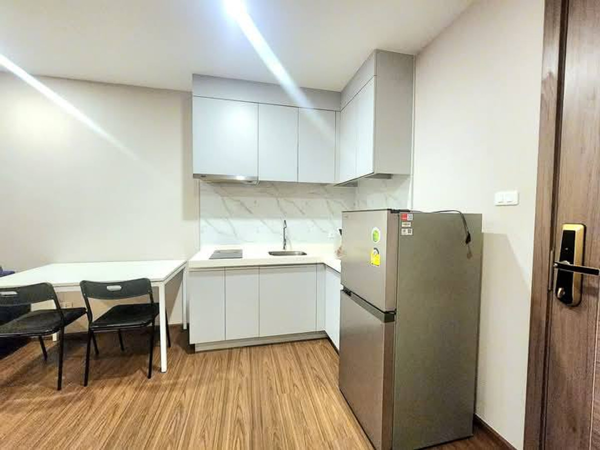 ให้เช่าคอนโดรัชดา ห้วยขวาง : 🔴15,000฿🔴 𝐀𝐫𝐭𝐢𝐬𝐚𝐧 𝐑𝐚𝐭𝐜𝐡𝐚𝐝𝐚┃อาร์ติซาน รัชดา ✅ ใกล้ MRT ศูนย์วัฒนธรรม ยินดีบริการ🙏สนใจทัก 𝙇𝙄𝙉𝙀 มานะคะ (ตอบไวมาก):​📱 รหัสทรัพย์​ 6901-2207📱: ไอดีไลน์:@bbcondo88