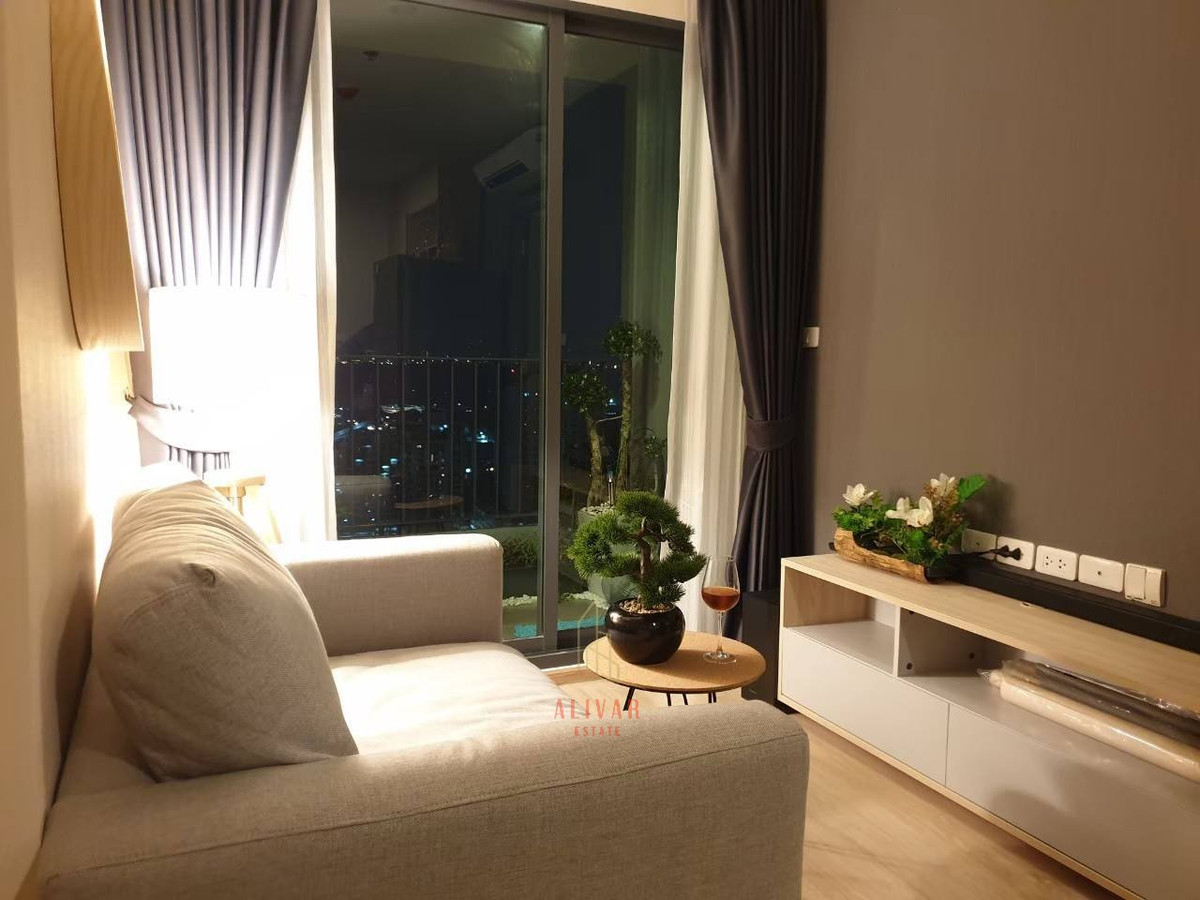 CondoBangna, Bearing, Lasalle : RC120625 Condo for rent/sale at IDEO O2 near BTS Bangna and Bangkok Mall.