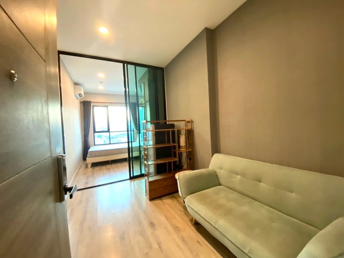 ให้เช่าคอนโดรามคำแหง หัวหมาก : ให้เช่า KnightsBridge Collage Ramkhamhaeng 🛋️เฟอร์ครบพร้อมเข้าอยู่ 🚝100 m. จาก MRT หัวหมาก