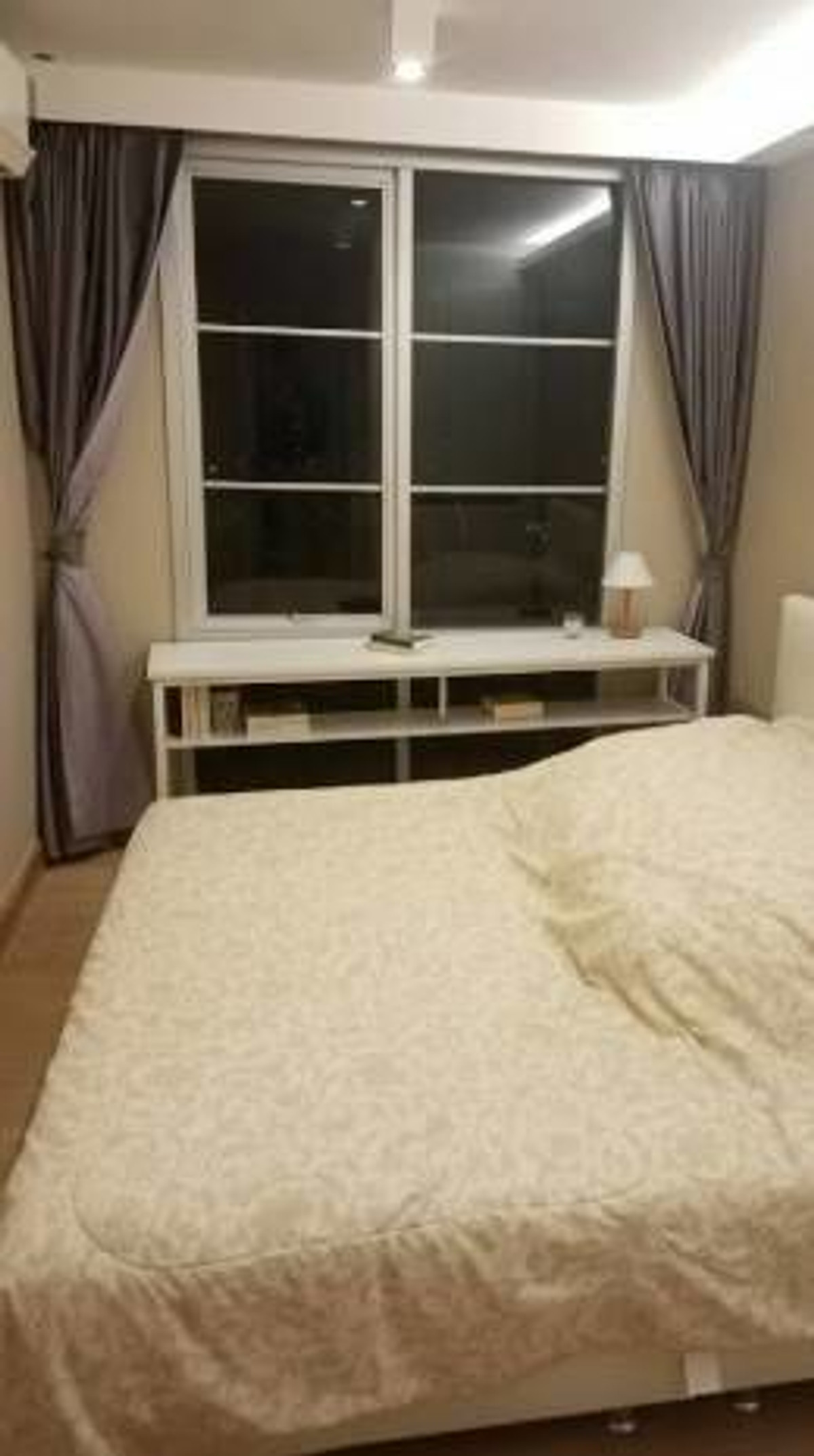 ให้เช่าคอนโดสุขุมวิท อโศก ทองหล่อ : Rin House 30 sq.m. 中 日 Please add LINE ID @806qphgn o8415o5483