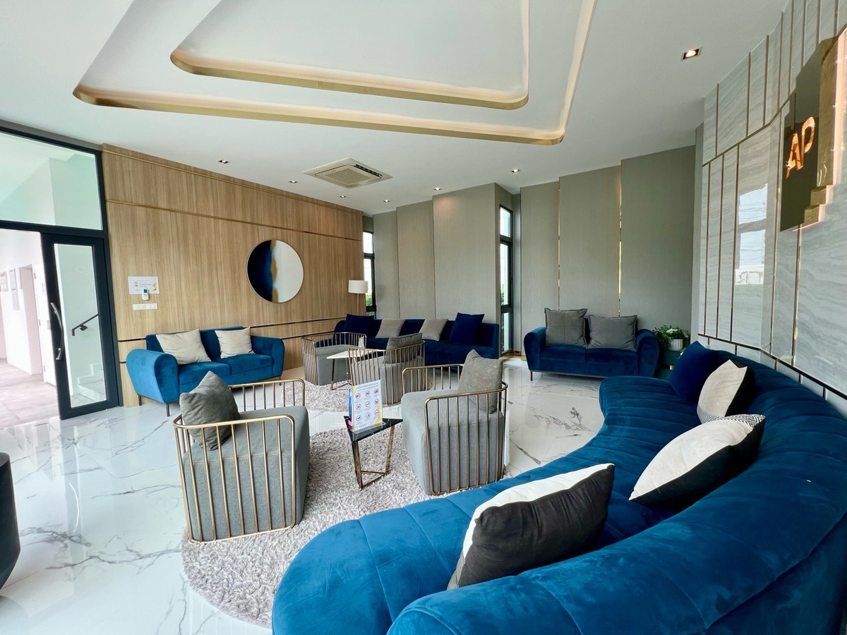 ขายบ้านนวมินทร์ รามอินทรา : 🏡[For Sale] ขายด่วน บ้านเดี่ยว 3 ห้องนอน หลังมุม หมู่บ้านเซนโทร รามอินทรา–จตุโชติ 2 (Centro Ramindra–Chatuchot 2) สภาพใหม่ พร้อมอยู่