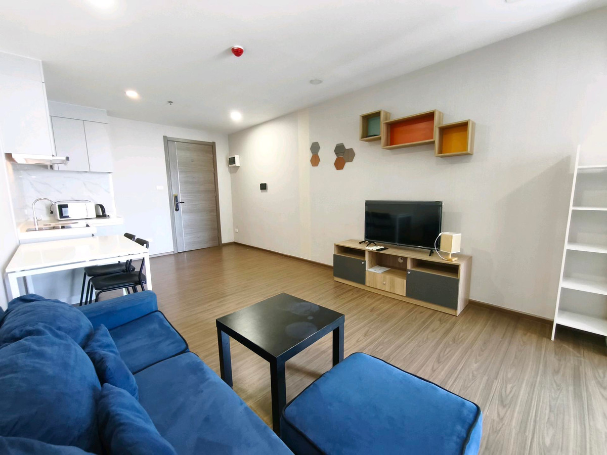 ให้เช่าคอนโดรัชดา ห้วยขวาง : 🔴15,000฿🔴 𝐀𝐫𝐭𝐢𝐬𝐚𝐧 𝐑𝐚𝐭𝐜𝐡𝐚𝐝𝐚┃อาร์ติซาน รัชดา ✅ ใกล้ MRT ศูนย์วัฒนธรรม ยินดีบริการ🙏สนใจทัก 𝙇𝙄𝙉𝙀 มานะคะ (ตอบไวมาก):​📱 รหัสทรัพย์​ 6901-2207📱: ไอดีไลน์:@bbcondo88