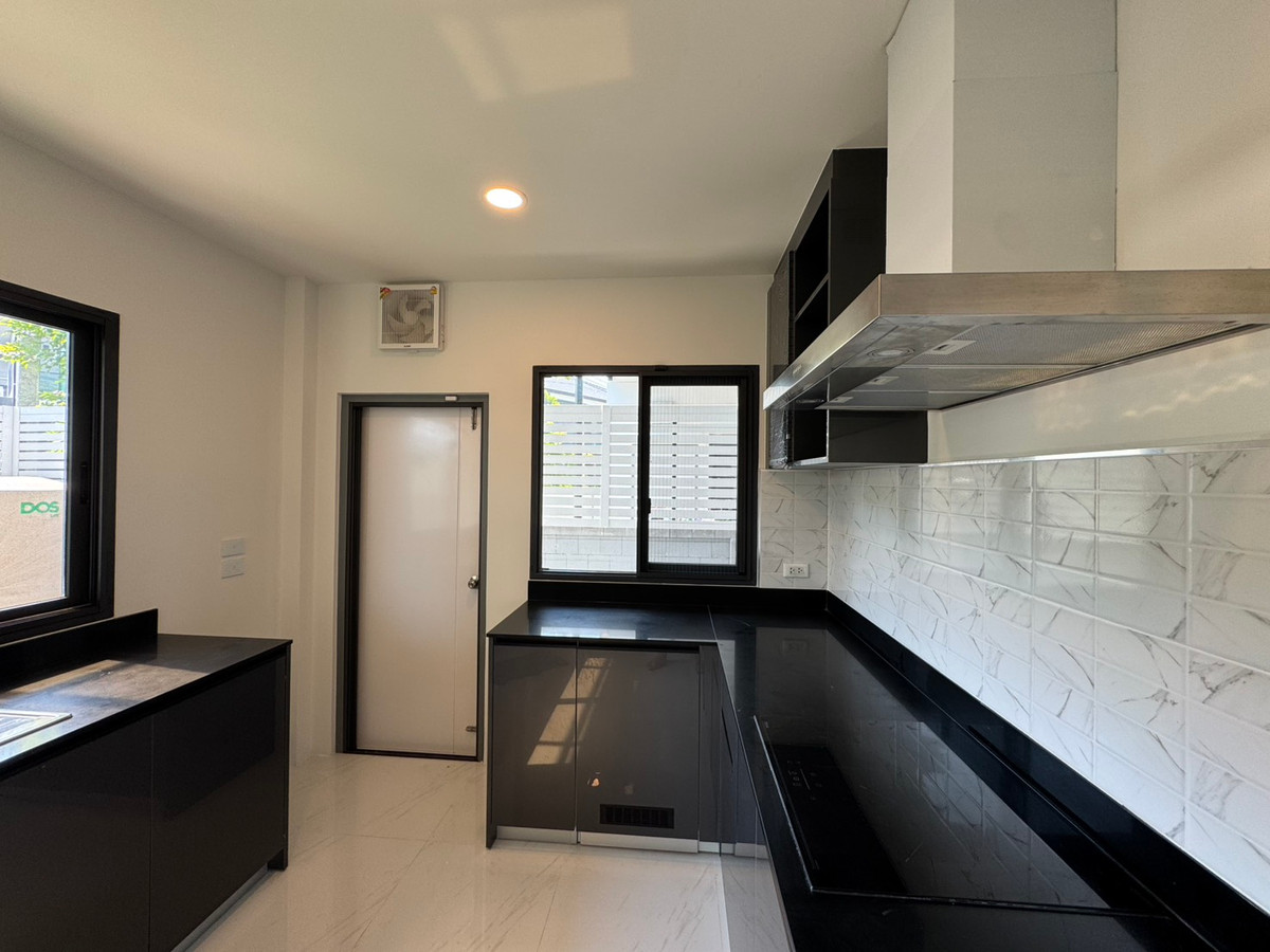 ให้เช่าบ้านบางนา แบริ่ง ลาซาล : 💎 ให้เช่า The City บางนา (หลังมุม) บ้านหรูตกแต่งครบ ครัว RCD เต็มรูปแบบ ใกล้ Mega Bangna