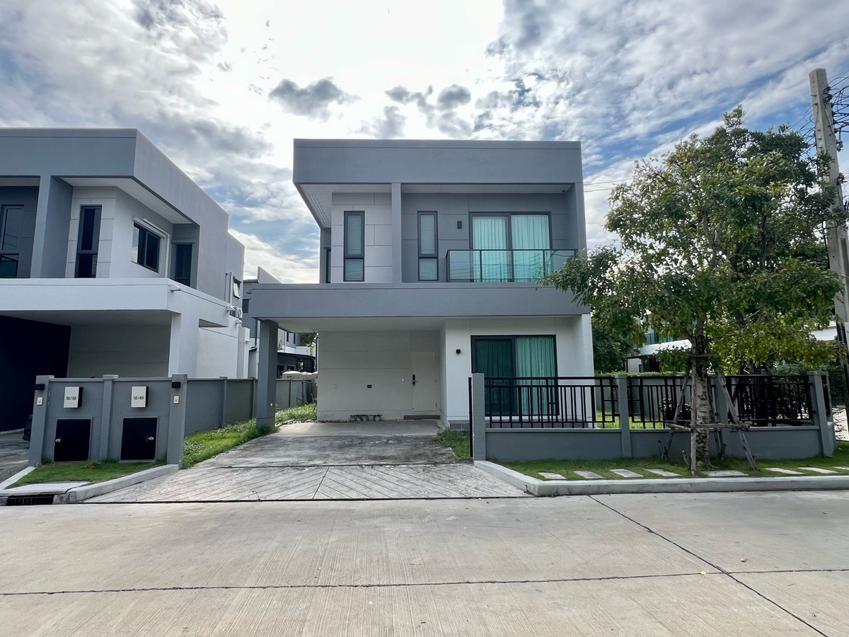 ขายบ้านนวมินทร์ รามอินทรา : 🏡[For Sale] ขายด่วน บ้านเดี่ยว 3 ห้องนอน หลังมุม หมู่บ้านเซนโทร รามอินทรา–จตุโชติ 2 (Centro Ramindra–Chatuchot 2) สภาพใหม่ พร้อมอยู่