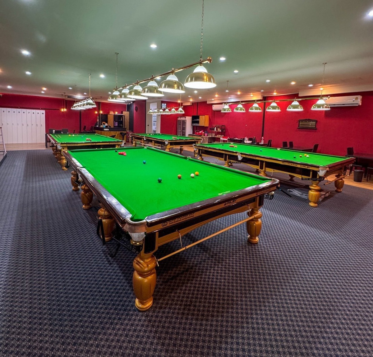 เซ้งลาดกระบัง สุวรรณภูมิ : เซ้งร้านโต้ะสนุ๊ก ลาดกระบัง เพียง 550,000 บ พร้อมโต้ะสนุ๊ก 4 โต๊ะ