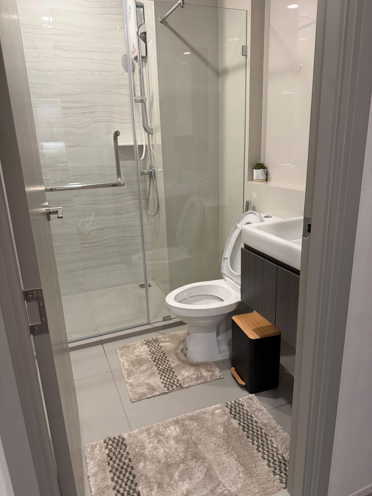 For RentCondoOnnut, Udomsuk : Aspire Onnut Station for rent, 23,000 baht [FLr251201]