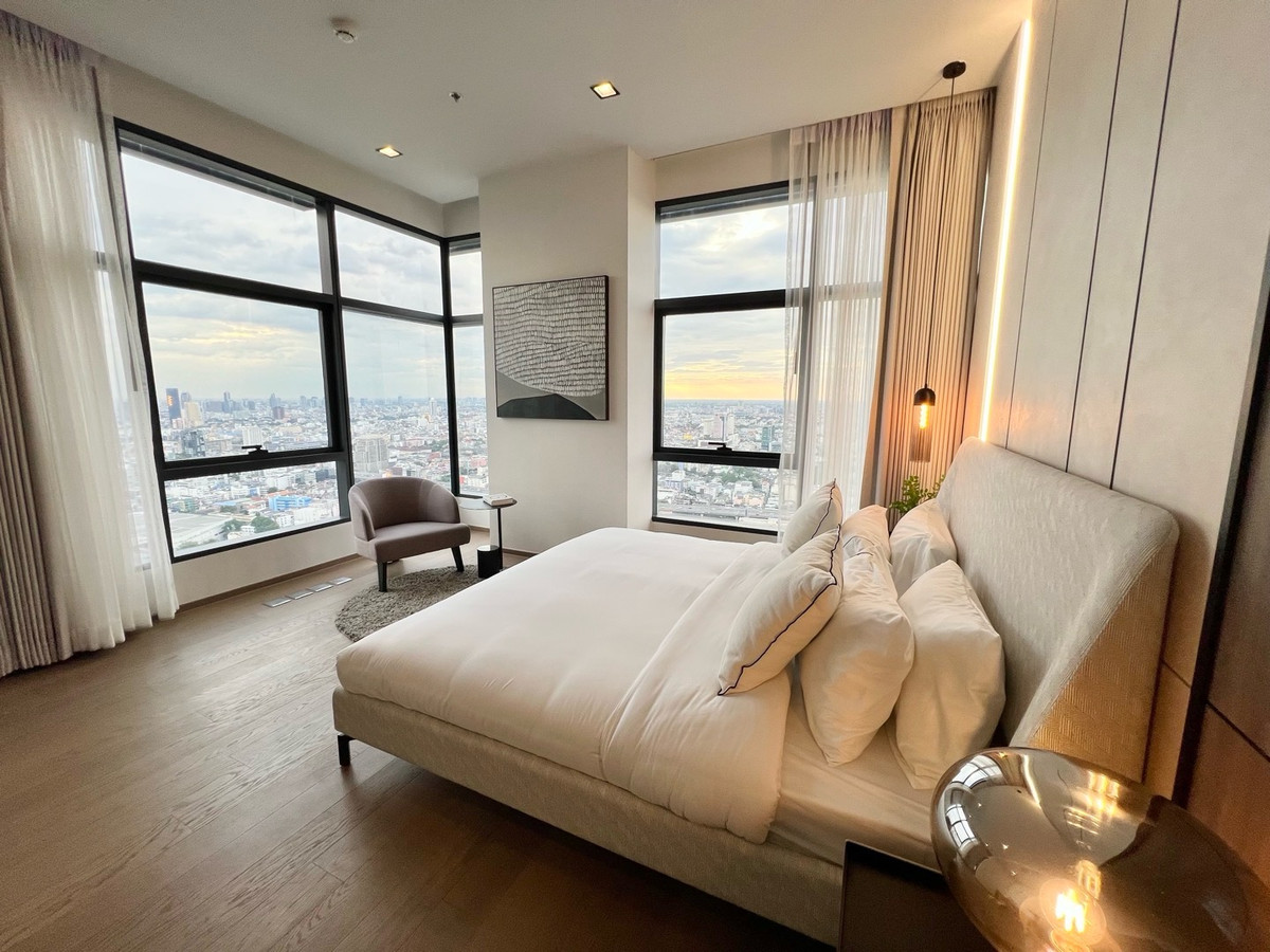 ขายคอนโดราชเทวี พญาไท : 🌇 Luxury Living Above the City — Rare 3-Bedroom Residence @ CONNER Ratchathewi 173 sqm 68 MB