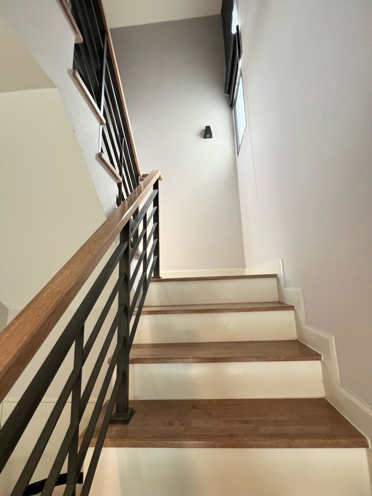 ขายบ้านนวมินทร์ รามอินทรา : 🏡[For Sale] ขายด่วน บ้านเดี่ยว 3 ห้องนอน หลังมุม หมู่บ้านเซนโทร รามอินทรา–จตุโชติ 2 (Centro Ramindra–Chatuchot 2) สภาพใหม่ พร้อมอยู่