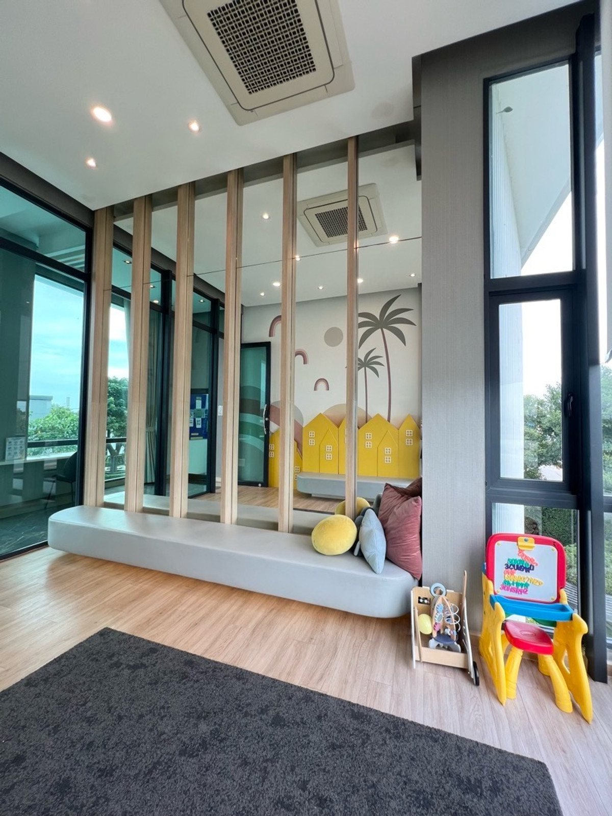 ขายบ้านนวมินทร์ รามอินทรา : 🏡[For Sale] ขายด่วน บ้านเดี่ยว 3 ห้องนอน หลังมุม หมู่บ้านเซนโทร รามอินทรา–จตุโชติ 2 (Centro Ramindra–Chatuchot 2) สภาพใหม่ พร้อมอยู่