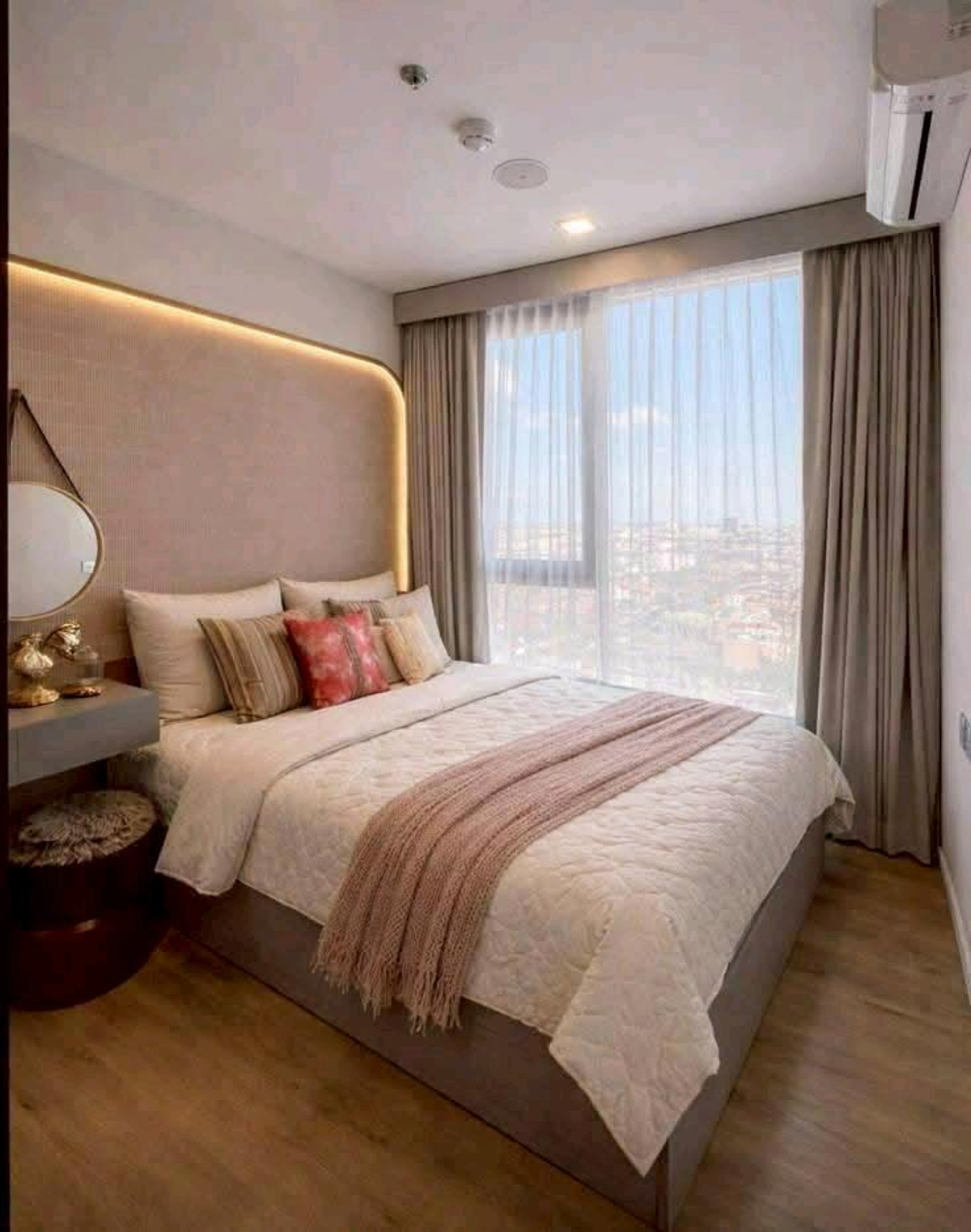 For RentCondoRamkhamhaeng, Hua Mak : 🔴15000฿🔴 𝐌𝐨𝐝𝐢𝐳 𝐑𝐡𝐲𝐦𝐞 𝐑𝐚𝐦𝐤𝐡𝐚𝐦𝐡𝐚𝐞𝐧𝐠┃Modiz Raiham Ramkhamhaeng ✅ near MRT Ramkhamhaeng, happy to serve you. If interested, contact 𝙇𝙄𝙉𝙀 (reply very quickly):​📱 Property code​ 6901-0201📱: Line ID:@bbcondo88