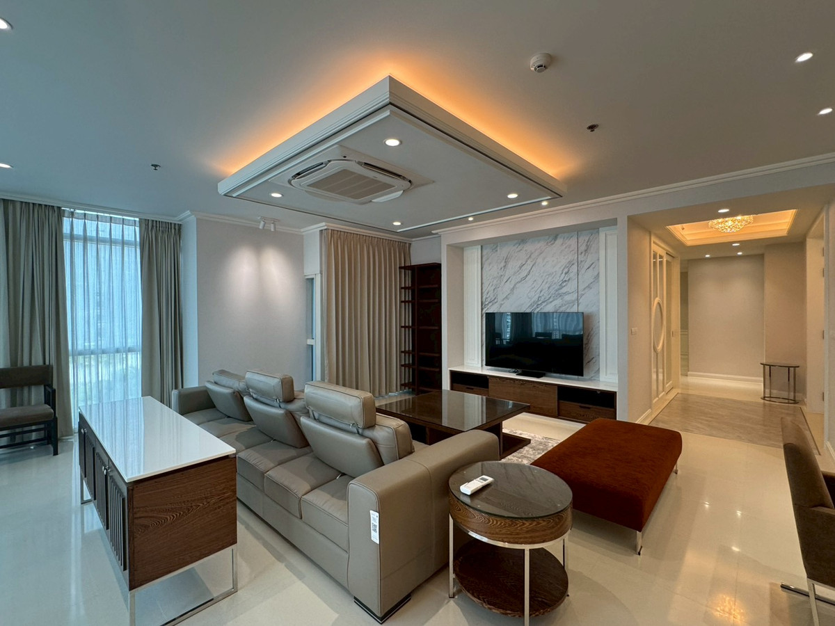 ให้เช่าคอนโดวิทยุ ชิดลม หลังสวน : For Rent: 🏙️Athenee Residence – 3BR, 189 SQM, Fully Furnished (Accept company lease)