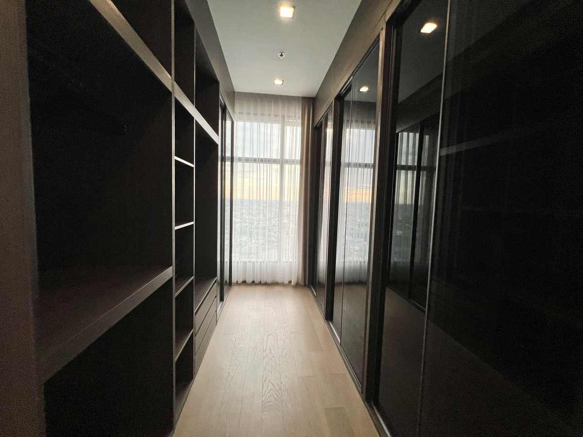 ขายคอนโดราชเทวี พญาไท : 🌇 Luxury Living Above the City — Rare 3-Bedroom Residence @ CONNER Ratchathewi 173 sqm 68 MB