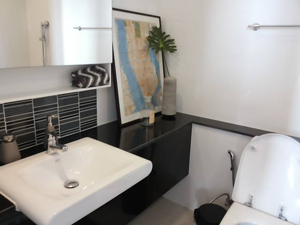 ขายคอนโดบางนา แบริ่ง ลาซาล : 🔥 ขายด่วน🔥The Coast Bangkok Condo 2 ห้องนอน 1 ห้องน้ำ เฟอร์นิเจอร์ครบครัน ตั้งอยู่สี่แยกบางนา ❗