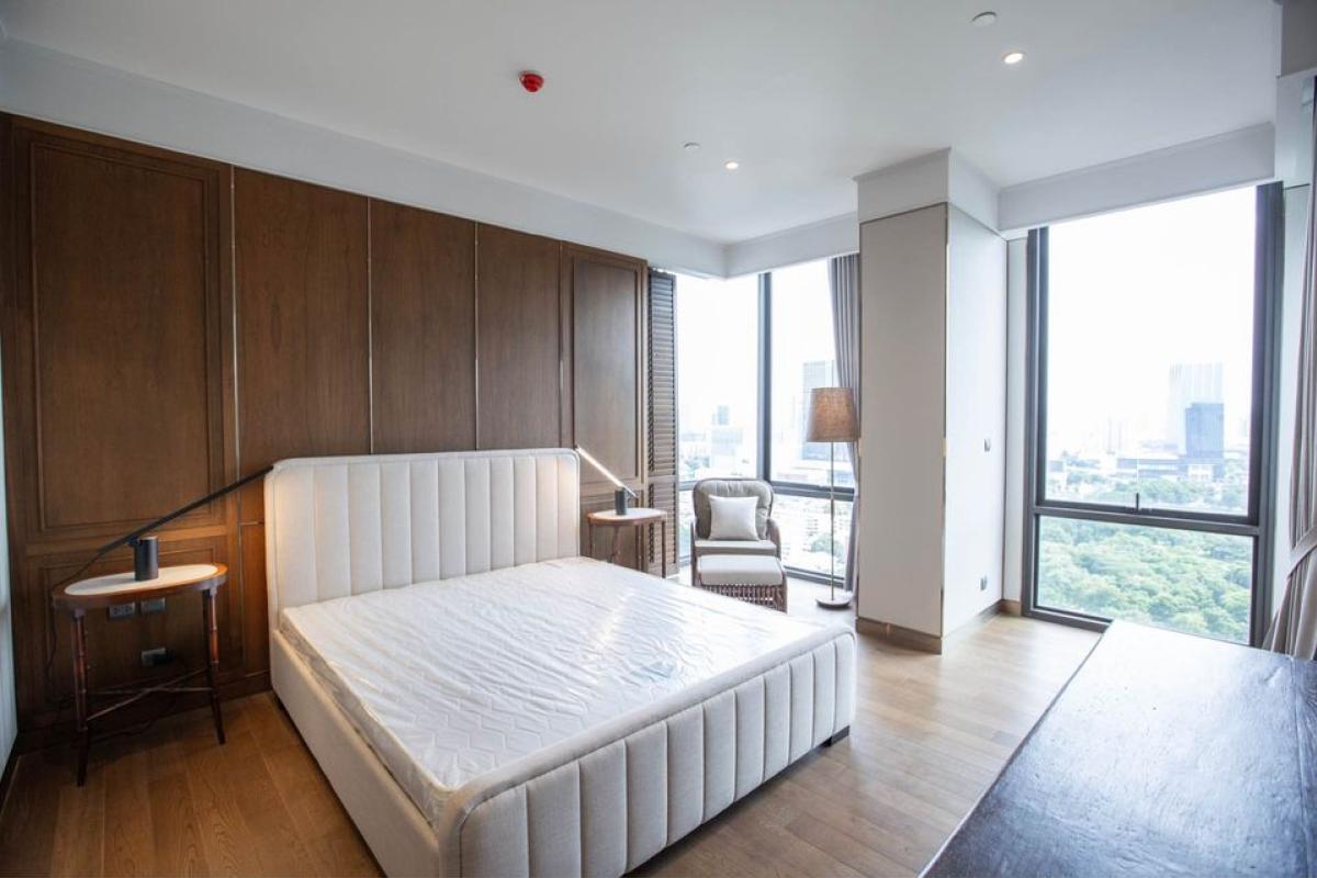 ขายคอนโดวิทยุ ชิดลม หลังสวน : MN04593 - MUNIQ Langsuan :  มิวนีค หลังสวน - #LumphiniPark #BTSChitLom #Langsuan

A luxury residence on prestigious Langsuan Road offering refined privacy, effortless BTS connectivity, and close proximity to Lumpini Park, creating an elegant and sophistic