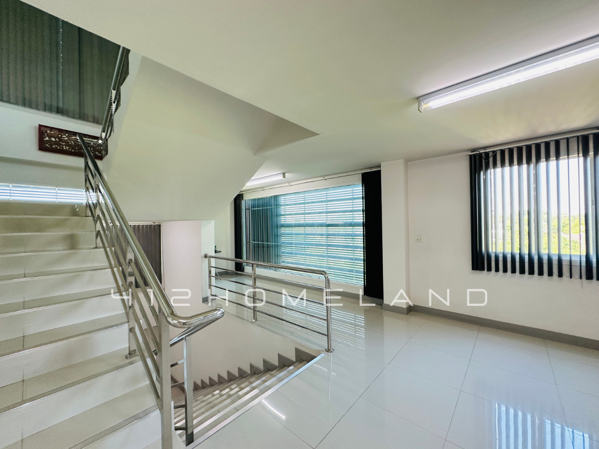 ขายโรงงานปทุมธานี รังสิต ธรรมศาสตร์ : ขายโรงงาน ขนาด 1,500 ตรม. ติดถนนเลียบคลอง 5 มีใบรับรอง อย./GMP/HACCP/รง.4 ครบ เดินเครื่องต่อได้ทันที คลองหลวง ปทุมธานี