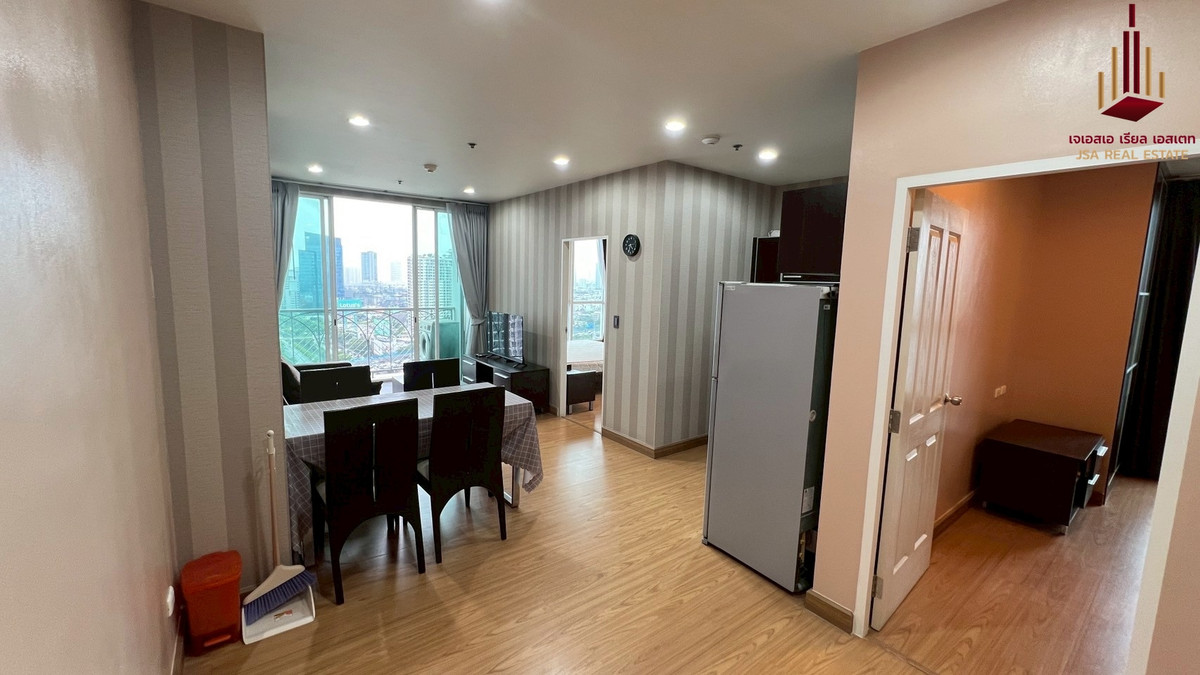 For RentCondoSathorn, Narathiwat : ✨ For Rent: The Complete Narathiwat Condo ✨ 💰 Only 23,000 THB/month