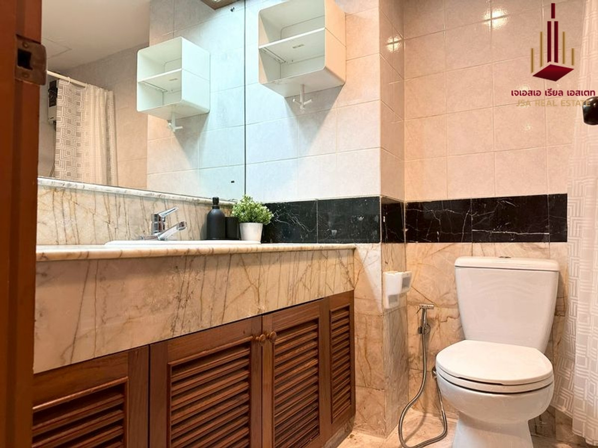 For RentCondoWitthayu, Chidlom, Langsuan, Ploenchit : ✨ For Rent: The Grand Regent Condo ✨ 💰 Only 20,000 THB/month