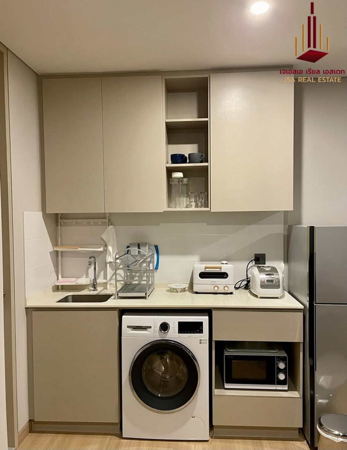 For RentCondoRama9, Petchburi, RCA : ✨ For Rent: Lumpini Suite Phetchaburi - Makkasan Condo ✨ 💰 Only 22,000 THB/month