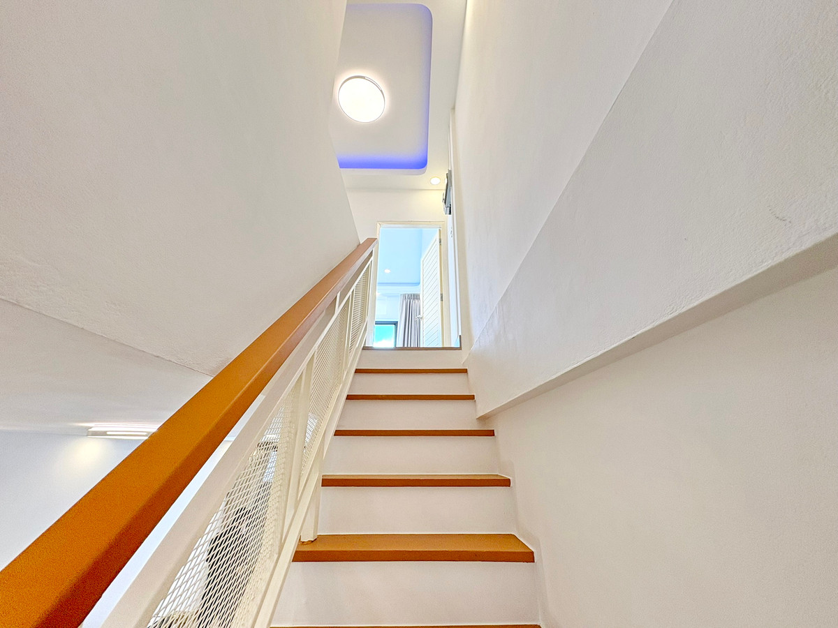 ขายทาวน์โฮมลาดพร้าว เซ็นทรัลลาดพร้าว : H0788♛ขาย ทาวน์เฮ้าส์ 2 ห้องนอน⚝ลาดพร้าว♜MRTโชคชัย4(550ม.)∞099-5919653,065-9423251▚Line@sureresidence