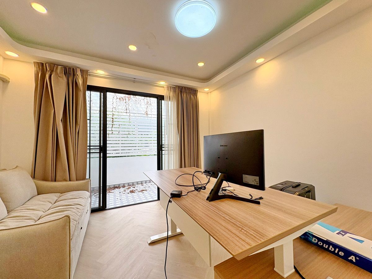 ขายทาวน์โฮมลาดพร้าว เซ็นทรัลลาดพร้าว : H0788♛ขาย ทาวน์เฮ้าส์ 2 ห้องนอน⚝ลาดพร้าว♜MRTโชคชัย4(550ม.)∞099-5919653,065-9423251▚Line@sureresidence