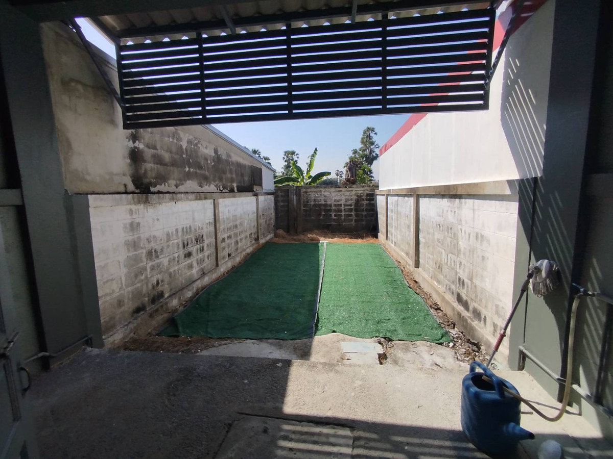 ขายทาวน์โฮมปทุมธานี รังสิต ธรรมศาสตร์ : ขายทาวน์เฮ้าส์ หมู่บ้านกฤษณา2 สามโคก ปทุมธานี 24 ตรว.