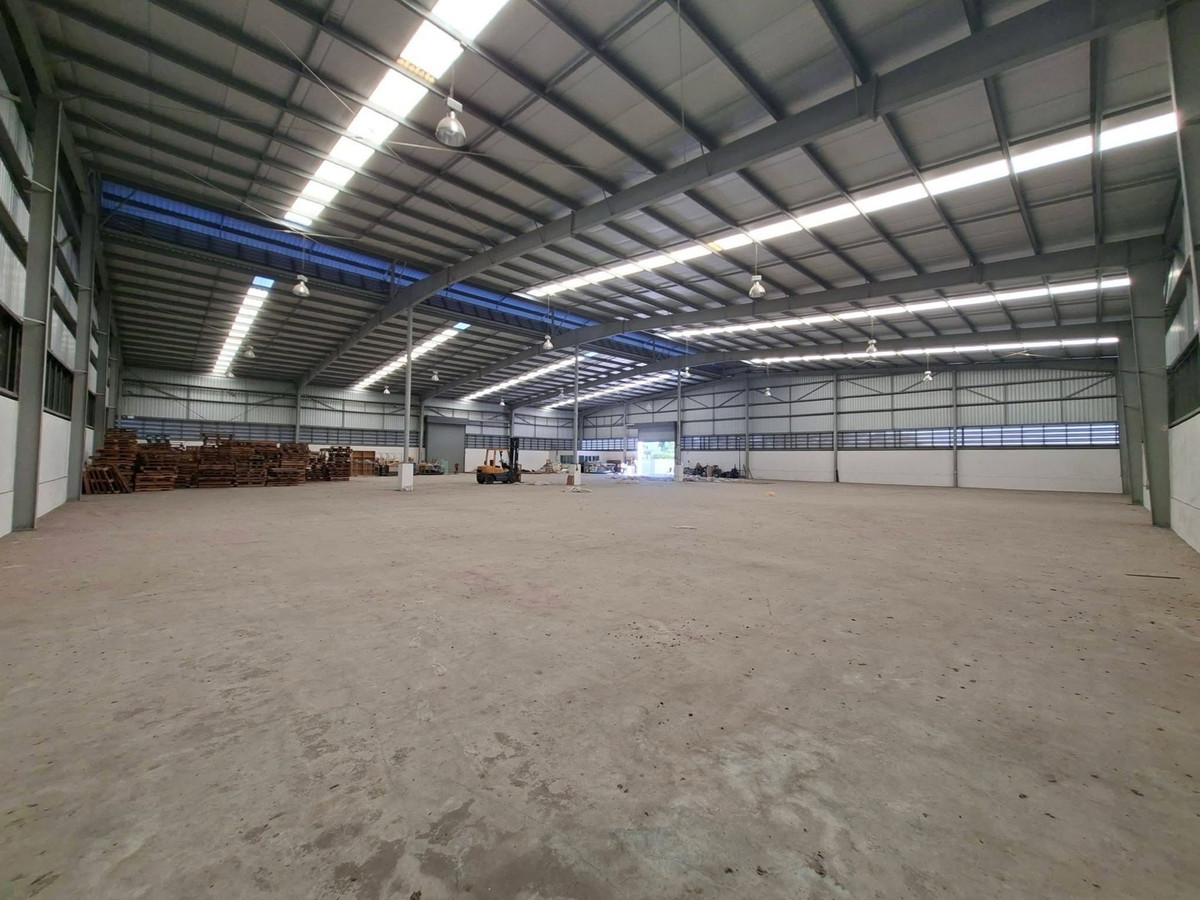 For RentWarehousePattanakan, Srinakarin : Warehouse Pattanakarn 20 for Warehouse • Logistics • Pickleball • Badminton • Assembly and Commercial Business | WAREHOUSE PATTANAKARN 20 FOR RENT