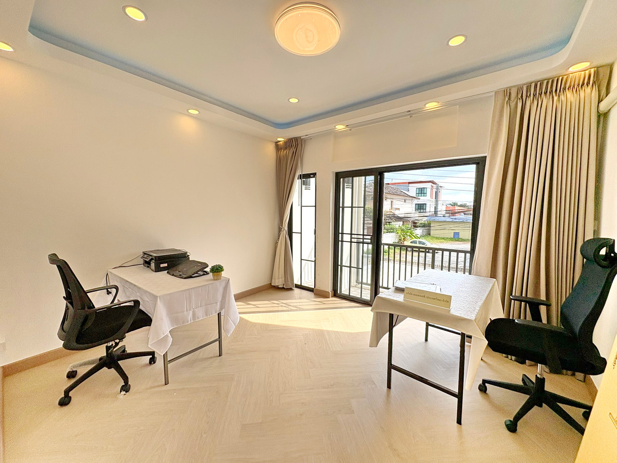 ขายทาวน์โฮมลาดพร้าว เซ็นทรัลลาดพร้าว : H0788♛ขาย ทาวน์เฮ้าส์ 2 ห้องนอน⚝ลาดพร้าว♜MRTโชคชัย4(550ม.)∞099-5919653,065-9423251▚Line@sureresidence