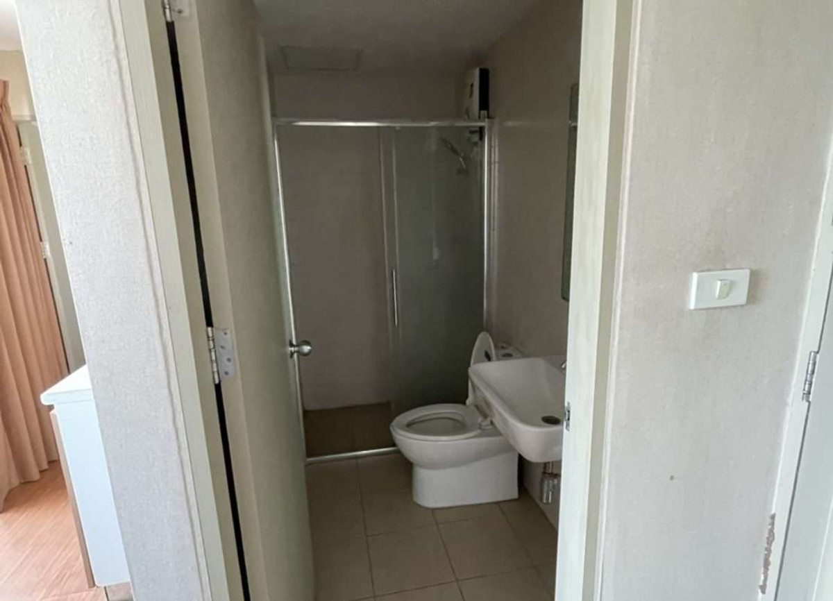 ขายทาวน์โฮมพัทยา บางแสน ชลบุรี สัตหีบ : 🔥ขายด่วนทรัพย์ธนาคาร🔥ทาวน์เฮ้าส์ 1 ชั้น เลค รีเจ้นท์ วิลเลจ