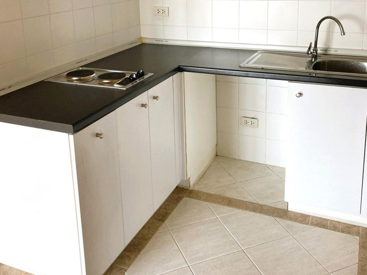 For SaleCondoSathorn, Narathiwat : 🔥Urgent Sale+🔥 Baan Siri Sathorn, near Khlong Toei MRT Station, fully furnished, ready to move in.