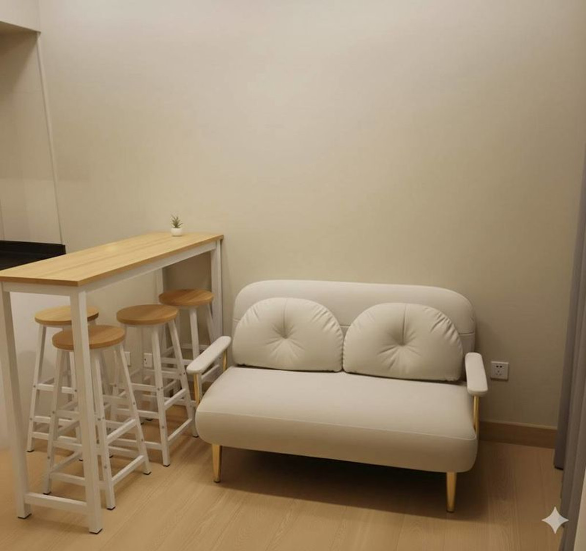 ให้เช่าคอนโดสุขุมวิท อโศก ทองหล่อ : Le Cote S.14 35 sq.m. Eng 中 日 Please add LINE ID @806qphgn o8415o5483