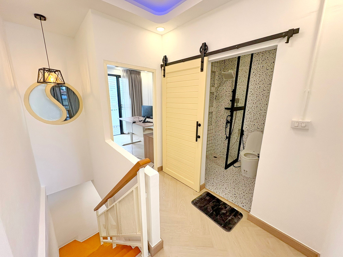 ขายทาวน์โฮมลาดพร้าว เซ็นทรัลลาดพร้าว : H0788♛ขาย ทาวน์เฮ้าส์ 2 ห้องนอน⚝ลาดพร้าว♜MRTโชคชัย4(550ม.)∞099-5919653,065-9423251▚Line@sureresidence