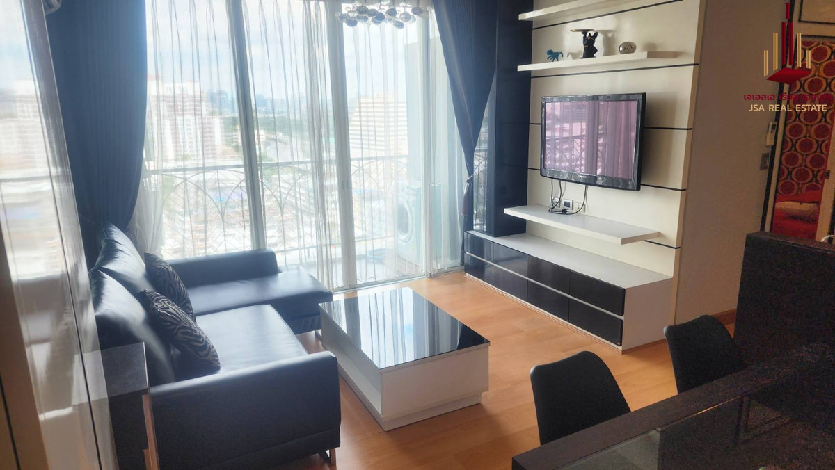 ให้เช่าคอนโดสาทร นราธิวาส : ✨ For Rent: The Complete Narathiwas Condo ✨ 💰 Only 26,000 THB/month