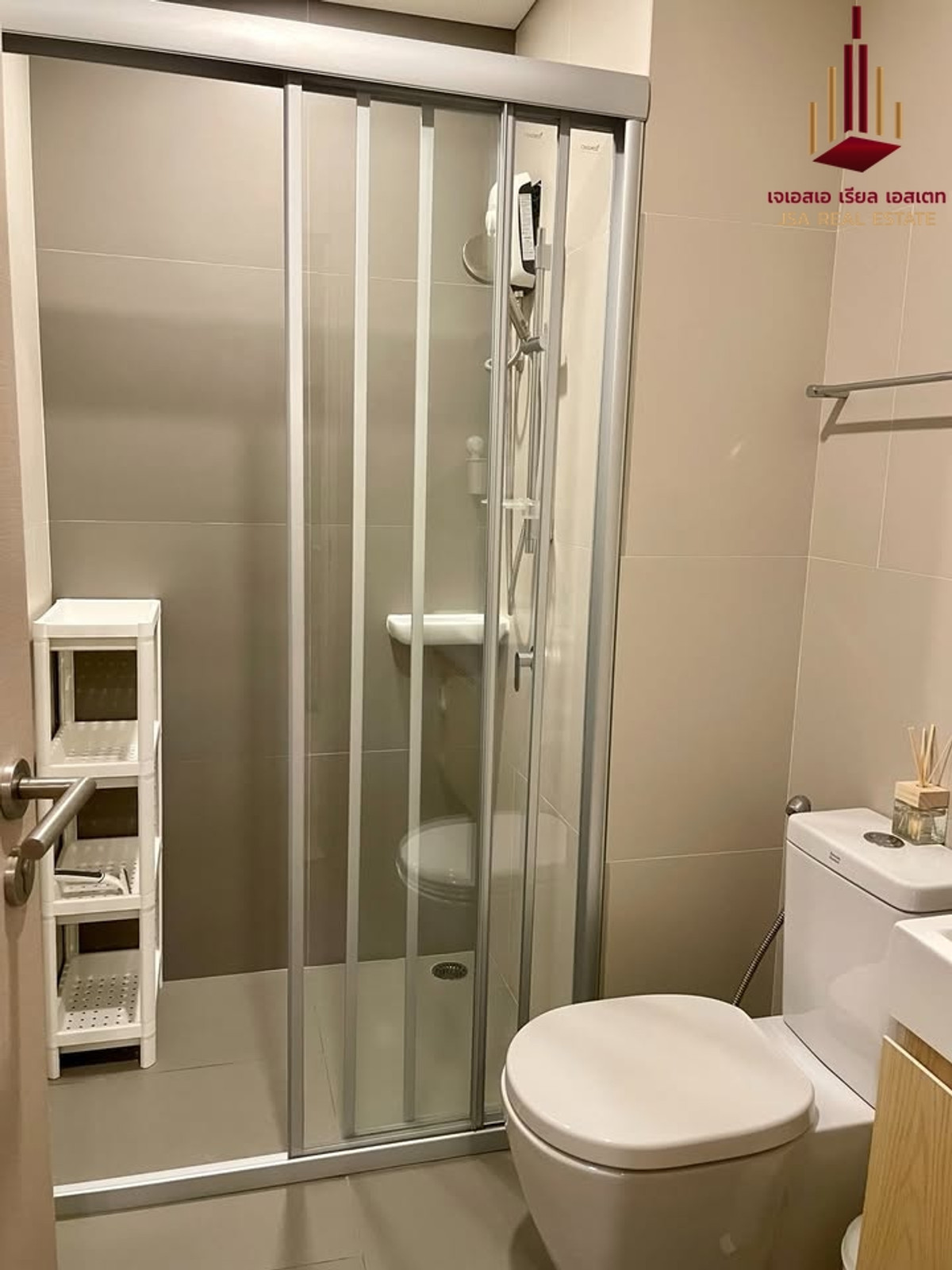 For RentCondoRama9, Petchburi, RCA : ✨ For Rent: Lumpini Suite Phetchaburi - Makkasan Condo ✨ 💰 Only 22,000 THB/month